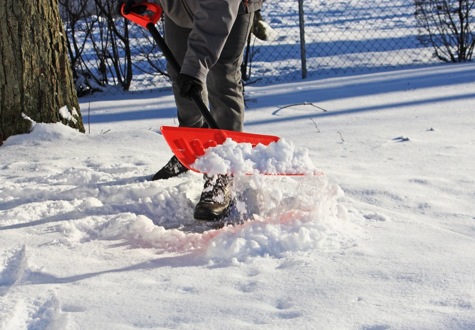 EMSCO Group- 18" Snow Shovel - Metal Handle,NEW PRODUCT EXPLOSION