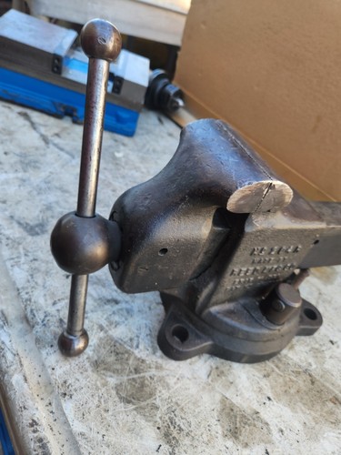 Vintage REED MFG No. 204R Swiveling Bench Vise, 4 Inch Jaws, Erie PA USA - Bild 6 von 11