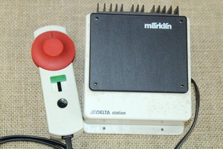 Märklin 6607 6608 Delta Station with Manual Controller #1 26/MP