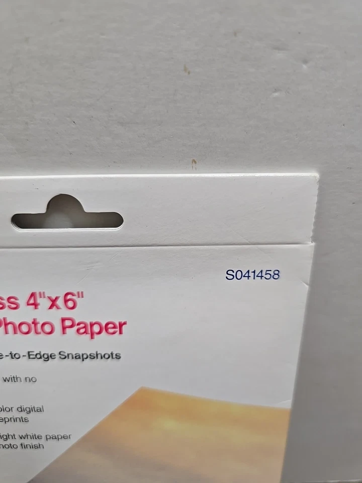 Epson Borderless Glossy 4" x 6" Photo Paper 52lb 9.4mil 20 Sheets Sealed - Image 2 of 4