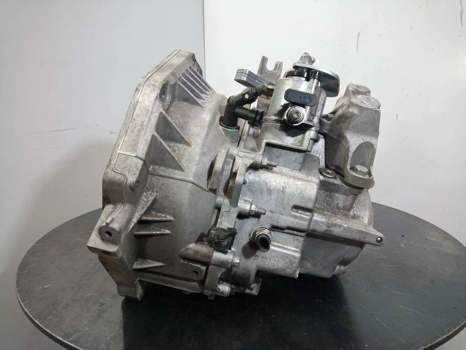 R13042005 CAJA CAMBIOS / M1-A3-104 / 0822680 / 2348017 PARA CHEVROLET ORLANDO LT - Image 4 of 4