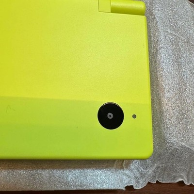 Nintendo DSi Launch Edition Lime Green Handheld System for