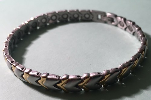8.5" "SURGICAL STAINLESS STEEL MAGNETIC MAN BRACEELET SLIVER & GOLD (ADJUSTABLE - Picture 217 of 245