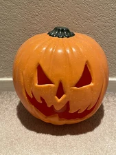 Trick Or Treat Studios HALLOWEEN 6 Light Up Pumpkin Prop