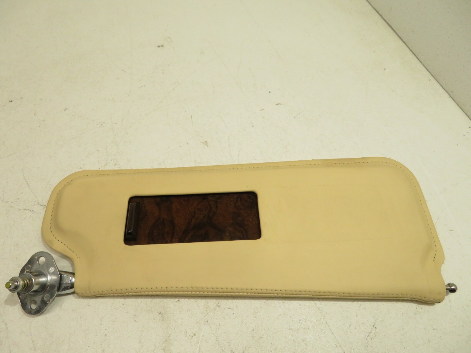 1999-2006 BENTLEY ARNAGE 6.75L FRONT RIGHT PASSENGER SIDE SUN VISOR SHADE OEM