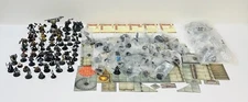 Lot of 112 Miniature Dungeon and Dragon Game Day Figures 2009 & Older 2005 New