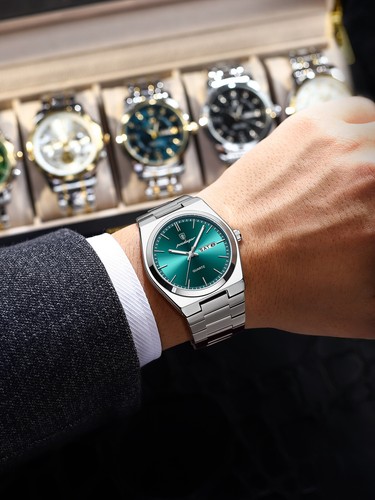 Men's Stainless Steel Quartz Watches Luminous Date Wristwatches 3 ATM Waterproof - Picture 5 of 21