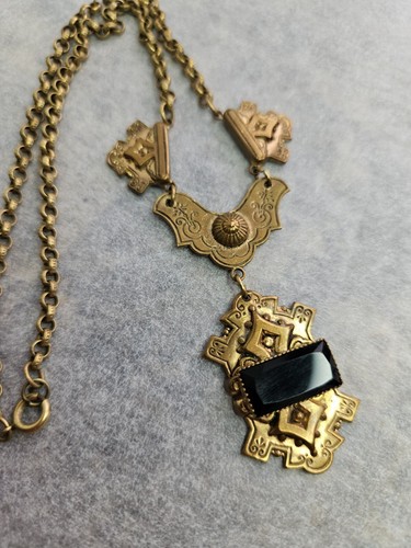Antique Necklace Brass Gold Gilt Black Accent Stone Spring Ring Clasp 7.5" Drop - Picture 3 of 24