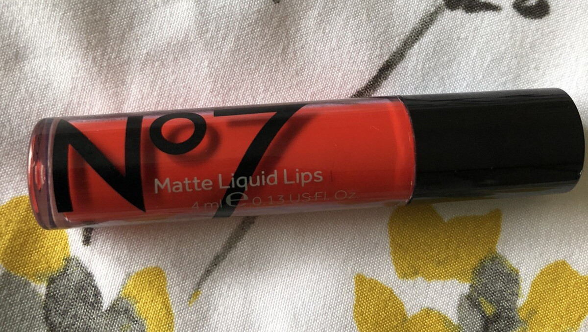 No7 Matte Liquid Lipstick Fearless Red 4ml – Moisture Rich, Long Lasting Color