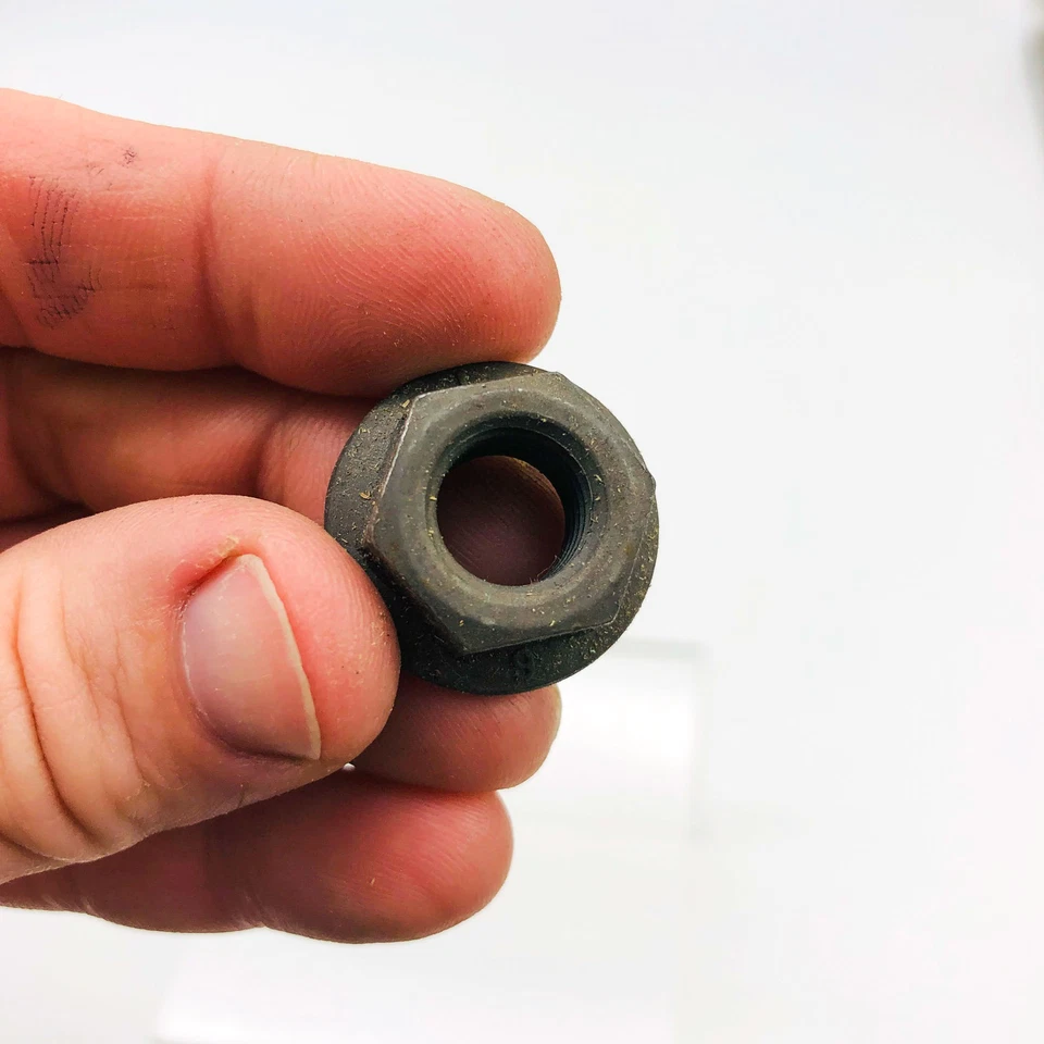 Mopar 11502723 Nut for Front Stabilizer Bar OEM NOS 81-86 Jeep Cher Wag J10 J20 Foto 3 de 4