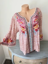 Savannah Jane Embroidered Tunic Top Women's 1x Flare Sleeve Y Neck Rayon Split V