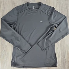 Arcteryx logo Long Sleeve Cormac Arc’teryx hike Tee Men Size Small Grey