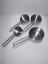 4 Piece Stainless Steel Measuring Cup Set 1, 3/4, 1/2 & 1/4 Cups