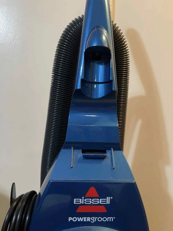 Bissell PowerGroom Bagless Upright Vacuum Cleaner – Model 92L3-1 | Used - Image 4 of 4