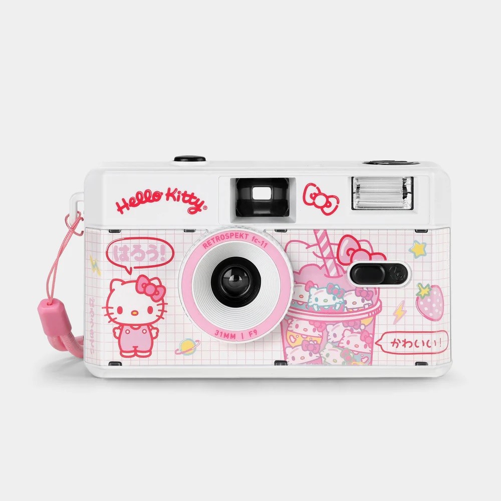 Retrospekt Hello Kitty Strawberry Kawaii FC-11 35mm Reusable Film