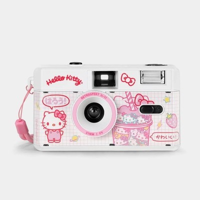 Retrospekt Hello Kitty Strawberry Kawaii FC-11 35mm Reusable Film