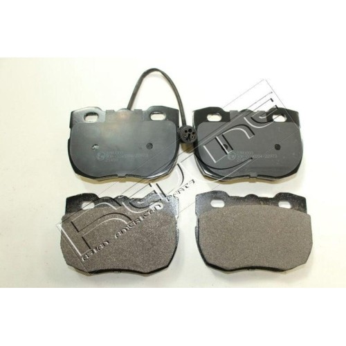 Plaquettes de frein Red-line 27RV003 pour frein à disque de Land Rover Defender 4x4