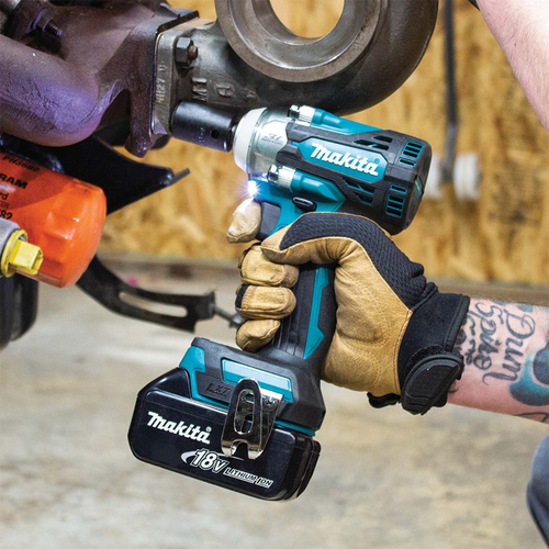 NEW MAKITA BRUSHLESS IMPACT WRENCH DTW300 18v LI-ION - Picture 2 of 3