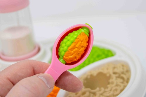 Fisher Price Fun Food Servin’ Surprises Baby Food Dish Spoon Bottle HTF - Picture 5 of 6