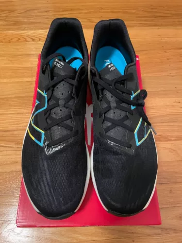 Men's New Balance Fuelcell Rebel V2 Black Blue Size 13 NEW