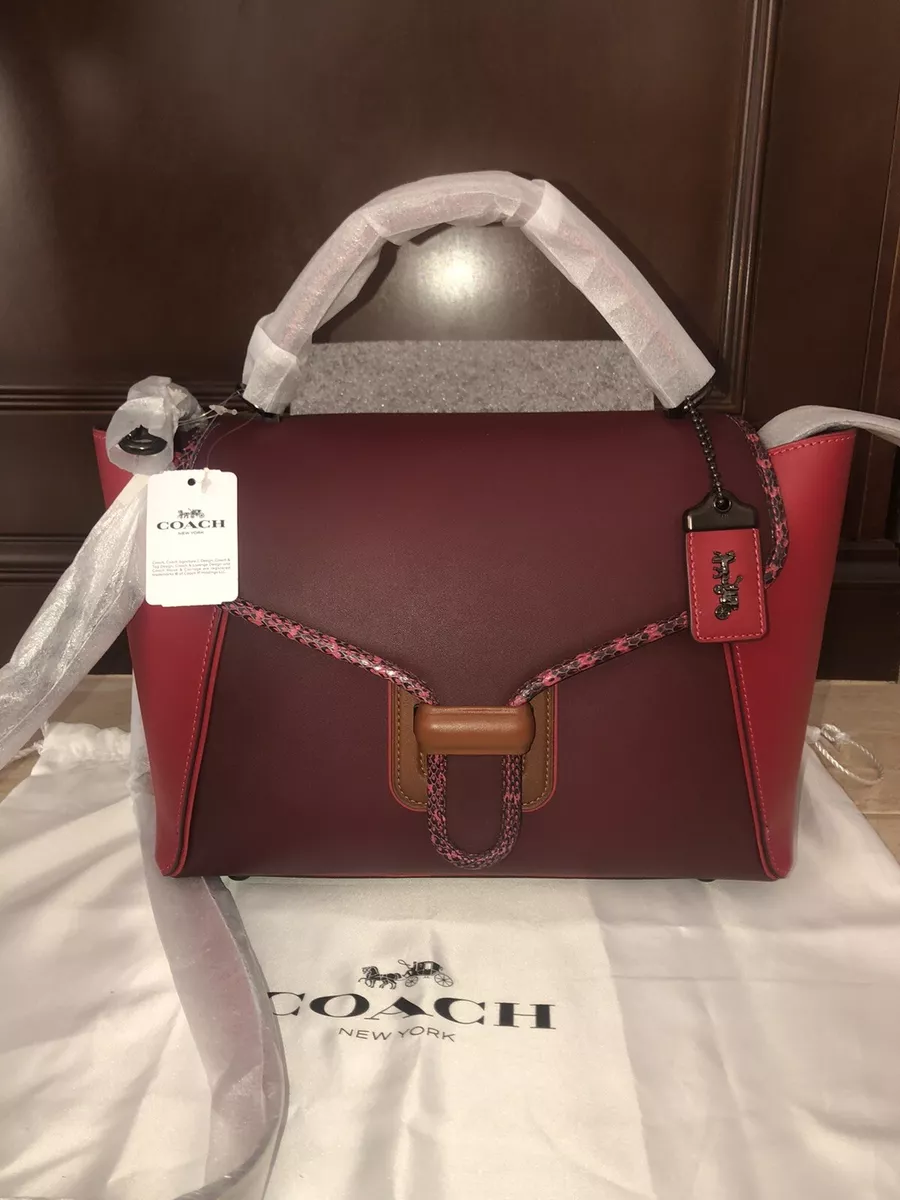 Courier carryall store