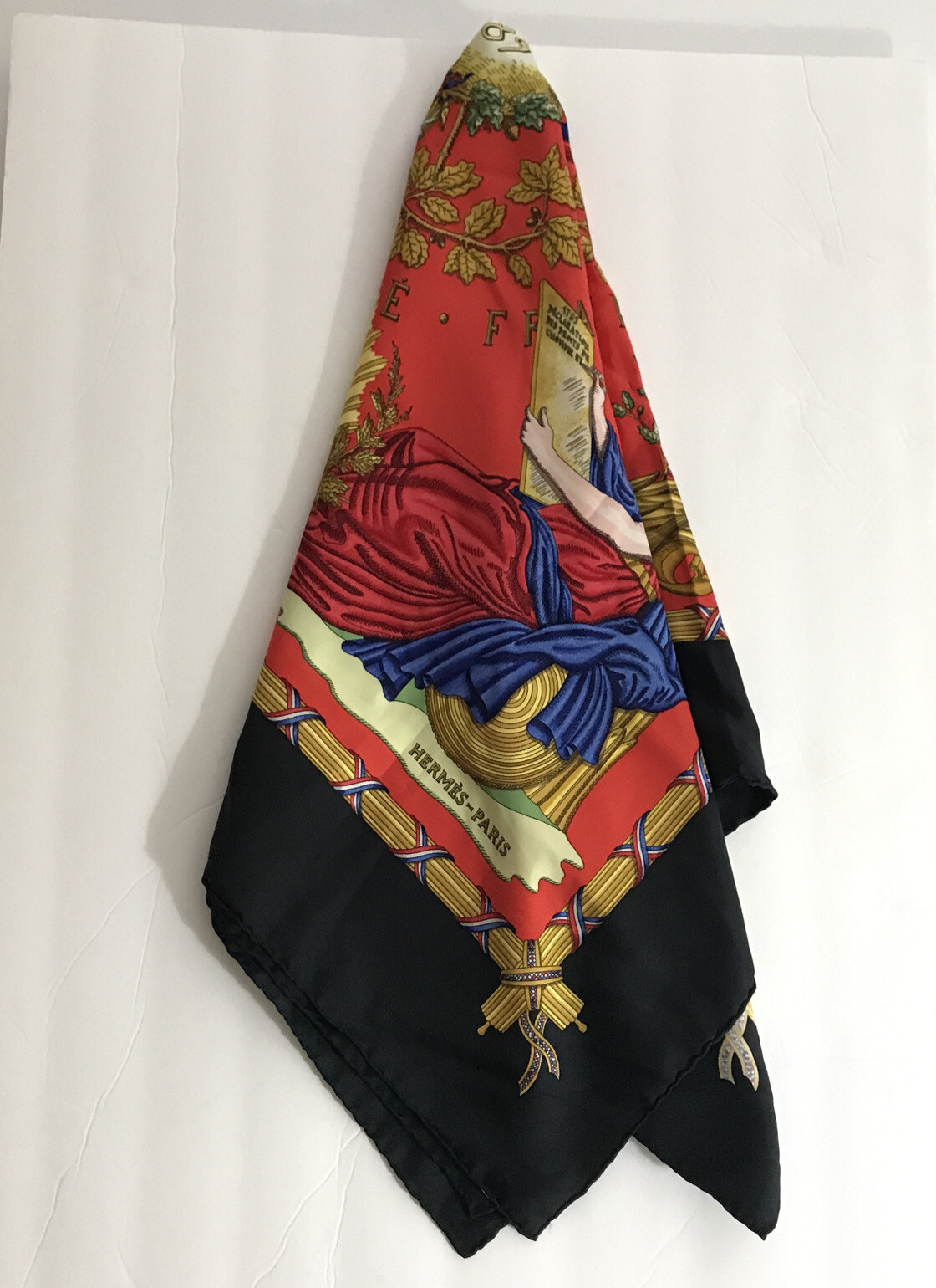 Foto 1 di 7