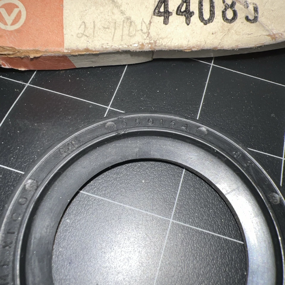 Sello CR 550154 para Mercedes-Benz Volkswagen Porsche en caja Victor 44085, F+S Foto 2 de 4