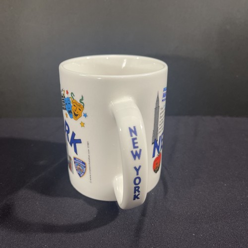 Vintage New York City Merchandise Coffee Mug Cup Twin Towers Other Attractions - Picture 2 of 8