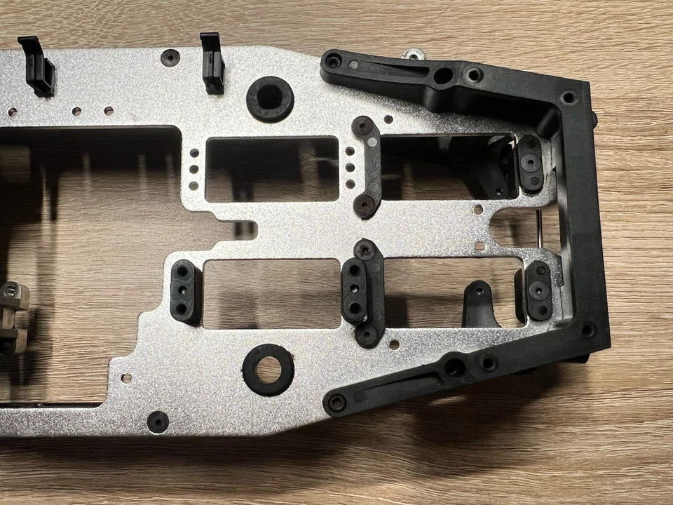 Losi Aftershock Main Chassis LOSB2251 W/ Side Rails LOSB2256 & More! - Image 2 of 4