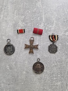 Lot Konvolut Sammlung Orden Spange Nadel Abzeichen Medaille Münze