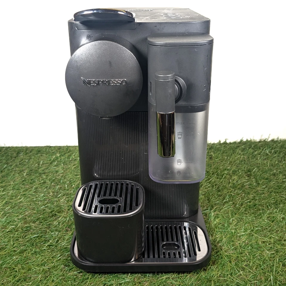 De'Longhi Lattissima One EN510.B, photo 1 of 5