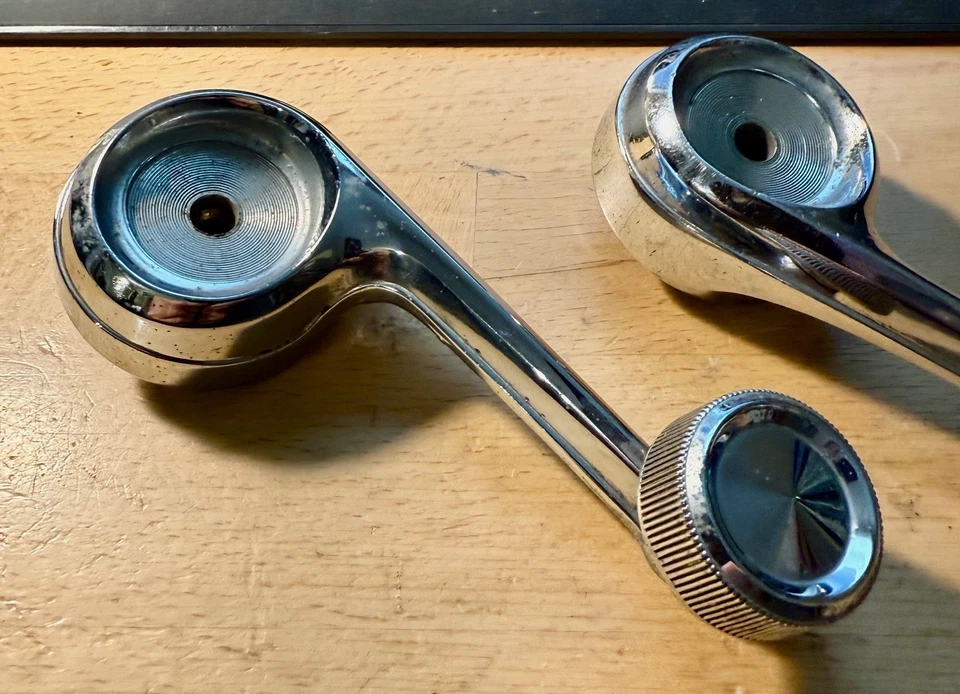 1965 1966 AMC AMBASSADOR CLASSIC MARLIN MAÇANETAS DE PORTA DE MANIVELA DE JANELA ANOS 60 RAMBLER?? - Imagem 2 de 4