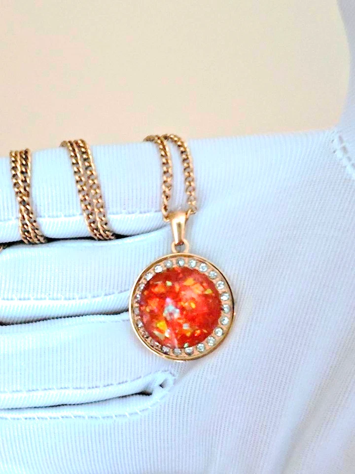 Colgante de ópalo facetado ópalo de fuego mexicano 16 mm en acero inoxidable 18 kgp y circonita cúbica halo Foto 4 de 4