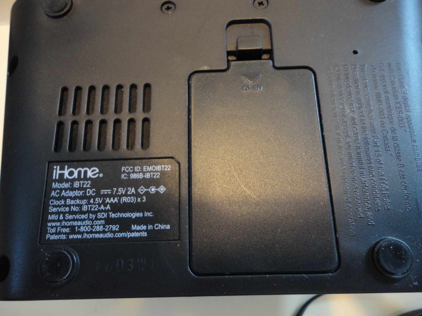 iHome Ibt22 Bluetooth iPhone Dual Alarm Clock With USB Charging Port. | eBay