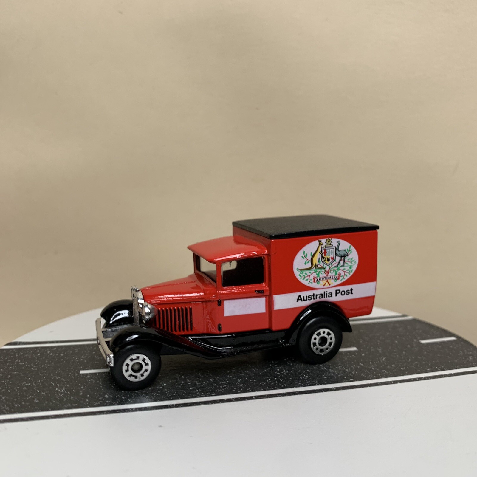 1995 Matchbox Post Vehicles Of The World Ford Model A Van Australia Post Red NM