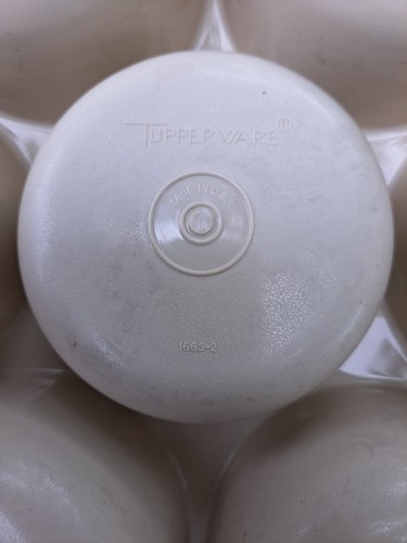 Tupperware #1665 Vegetable Snack Relish Divided Serving Tray Only D3 - Picture 3 of 3
