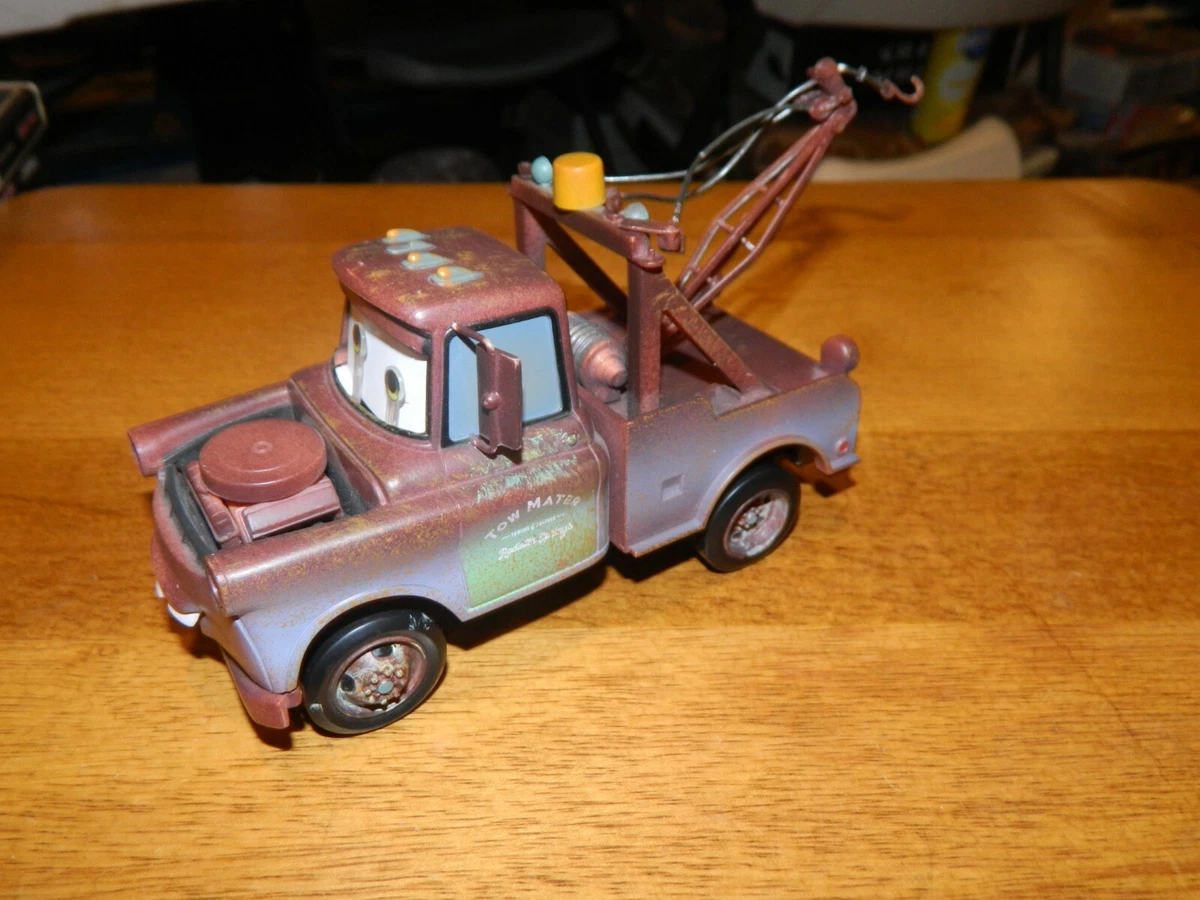 2006 Disney Store Exclusive Pixar Cars Tow Mater Figure