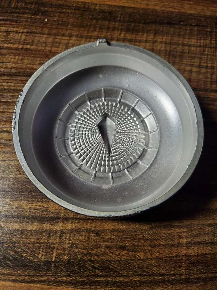  1954 年 Hudson 黄蜂二手喇叭中心纽扣帽形状精美铬蓝色热鼠杆 — 第 2/3 张图片