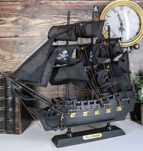 Nautical Marine Pirate Black Jolly Roger Cross Bones Skull Model Sail Ship Boat - Picture 8 of 8