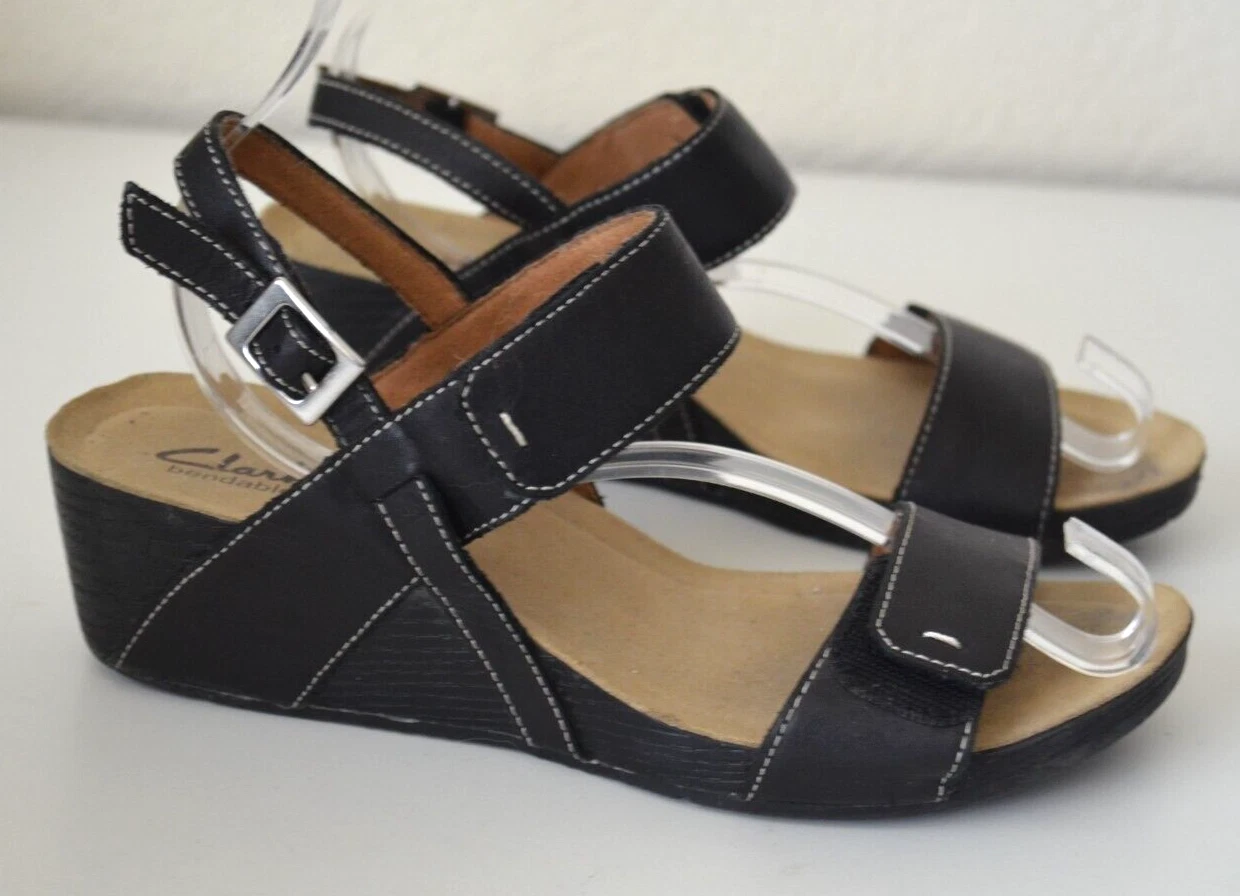 Sandalo donna Clarks alto disco zeppa taglia 7M cinturino regolabile fibbia nero