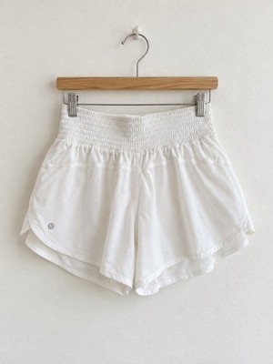 Lululemon Ruffle Speed Up Shorts