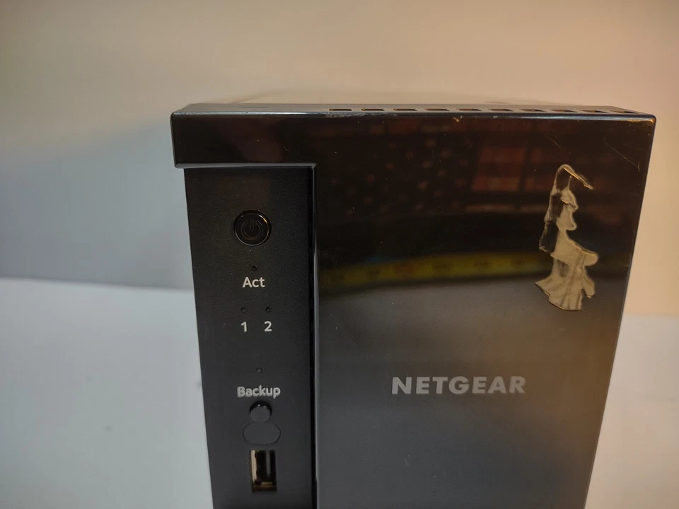 NETGEAR RND-2D 2-BAY NAS DEVICE (NO POWER SUPPLY) - NO HDD - (FOR PARTS) - Image 3 of 4