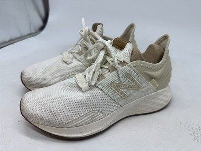 New Balance Fresh Foam Roav Sneaker Women s White Beige - 7.5 WIDE