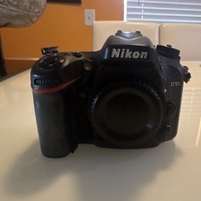 Nikon D7100 Digital SLR 24.1 MP Auto Focus USB Body Only Black Nikon D Series