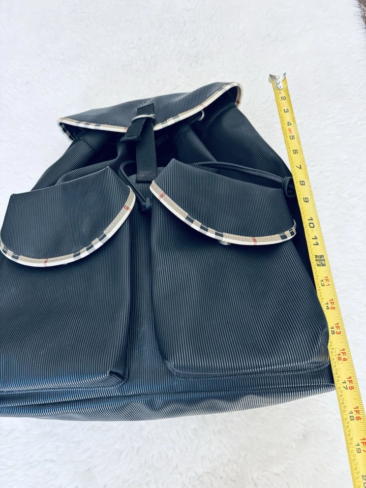 Рюкзак унисекс Burberry Fragrance черная кожа с клеткой Nova большой 14 дюймов x 17 дюймов x 7 дюймов - Изображение 4 из 4