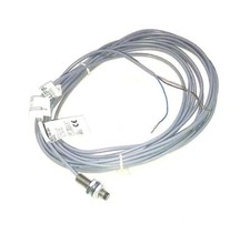 New Balluff  BES 516-384-E4-C Inductive Proximity Switch 10-30 VDC 200 mA