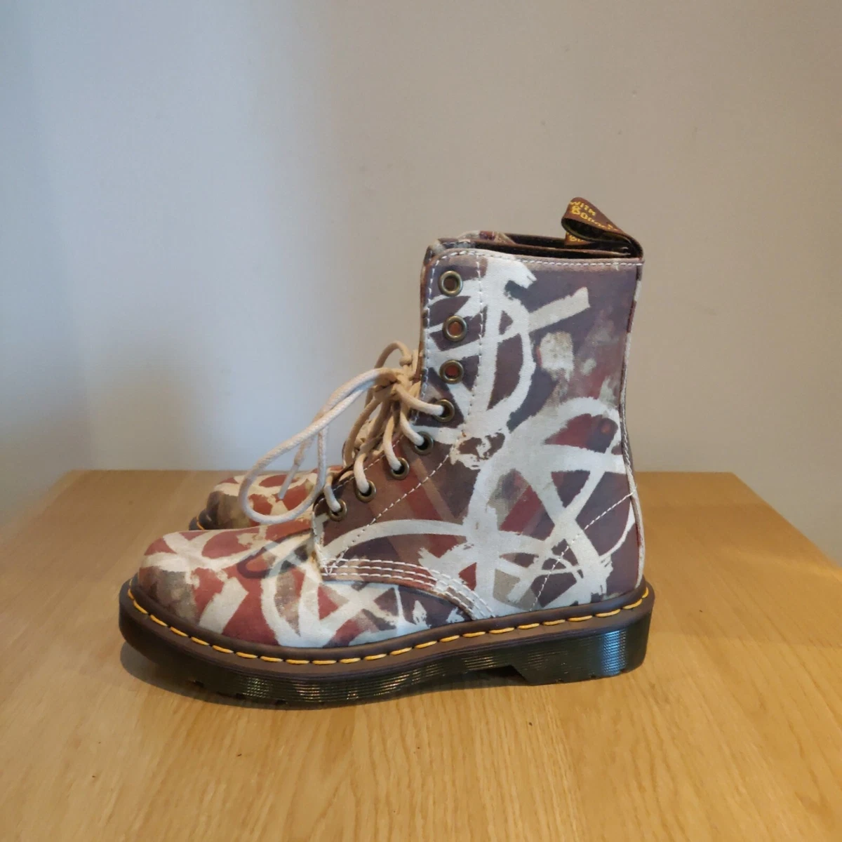 Canvas dr store martens vegan