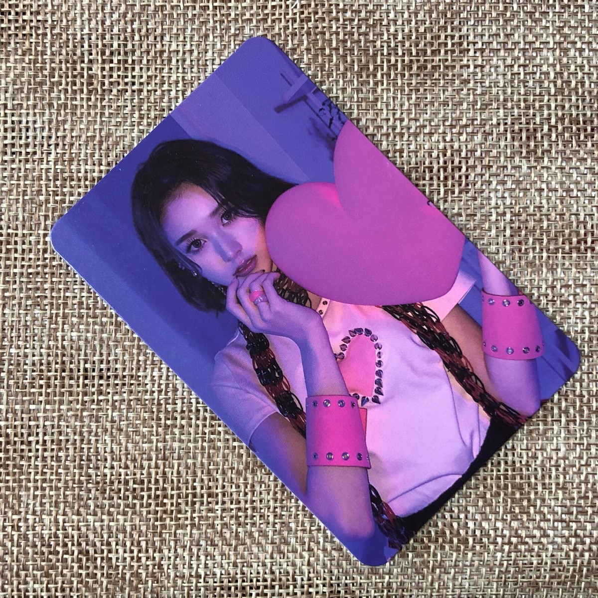 STAYC YOUNG LUV J ジェイ 直筆サイン入り トレカ $_57.JPG?set_id=880000500F