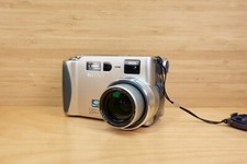 Sony Cybershot DSC-S70 3.3 MP Digital Camera, Carl Zeiss Vario-Sonnar Lens