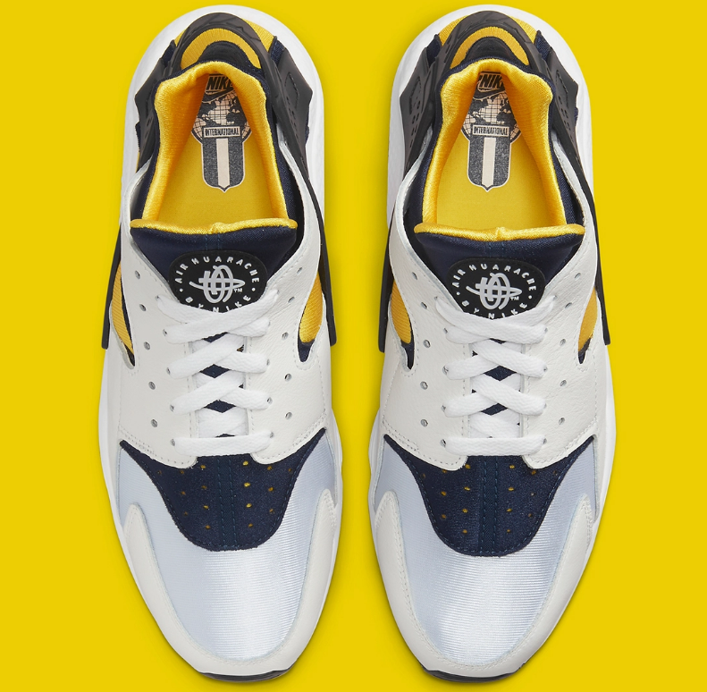 NEW Nike Air Huarache Michigan Wolverines White Navy Maize Fab